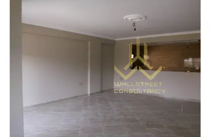 Apartment - 3 Bedrooms - 2 Bathrooms for sale in Mohamed Fawzi St. - Al Narges 7 - Al Narges - New Cairo City - Cairo