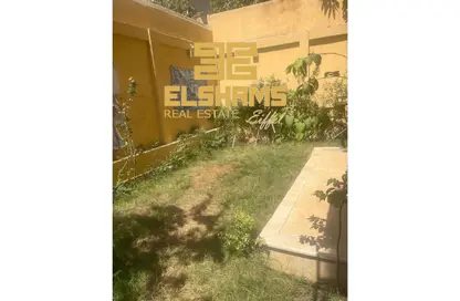 Apartment - 2 Bedrooms - 1 Bathroom for rent in Ganoob El Acadimia - New Cairo City - Cairo