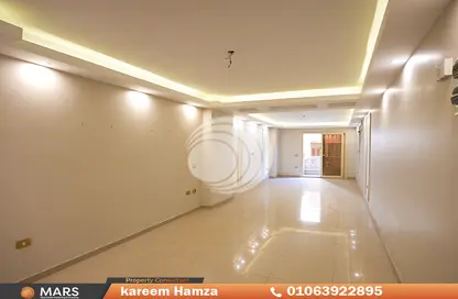 Apartment - 3 Bedrooms - 2 Bathrooms for sale in Hedaya Basha St. - Glim - Hay Sharq - Alexandria