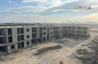 Apartment - 2 Bedrooms - 2 Bathrooms for sale in Magawish - Hurghada - Red Sea