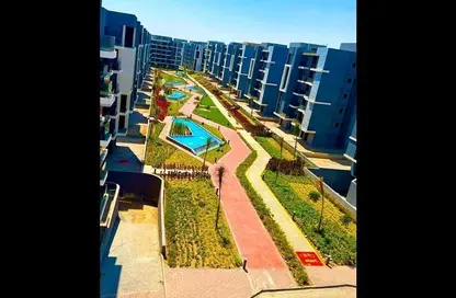 Apartment - 2 Bedrooms - 2 Bathrooms for sale in Sun Capital - Fayoum Desert road - 6 October City - Giza