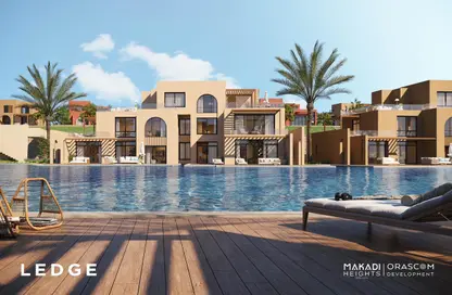 Chalet - 2 Bedrooms - 3 Bathrooms for sale in Makadi Beach - Makadi - Hurghada - Red Sea