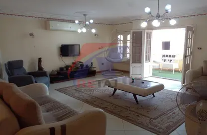 Apartment - 3 Bedrooms - 2 Bathrooms for rent in Ali Al Gendy St. - 6th Zone - Nasr City - Cairo