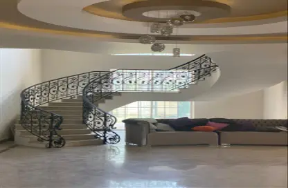 Villa - 7 Bedrooms - 7 Bathrooms for rent in Madinaty - Cairo