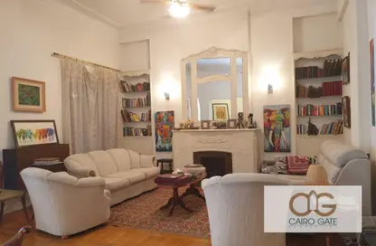 Apartment - 3 Bedrooms - 2 Bathrooms for sale in Ibn Maysser St. - Zamalek - Cairo