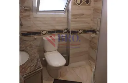 Apartment - 3 Bedrooms - 2 Bathrooms for sale in Al Sayeda Sakina Bint Al Hussein St. - Kafr Abdo - Roushdy - Hay Sharq - Alexandria