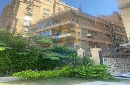 Apartment - 2 Bedrooms - 2 Bathrooms for sale in Palestine St. - New Maadi - Hay El Maadi - Cairo