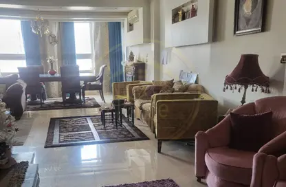 Apartment - 3 Bedrooms - 2 Bathrooms for sale in Gamal Abdel Nasser Road - El Asafra Bahary - Asafra - Hay Than El Montazah - Alexandria