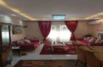 Apartment - 3 Bedrooms - 1 Bathroom for rent in Gardenia City Compound Nasr City - Zahraa Madinat Nasr - Nasr City - Cairo