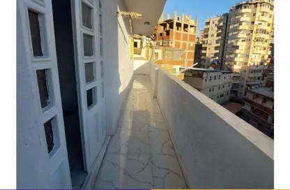 Apartment - 2 Bedrooms - 1 Bathroom for sale in Sidi Beshr - Hay Awal El Montazah - Alexandria