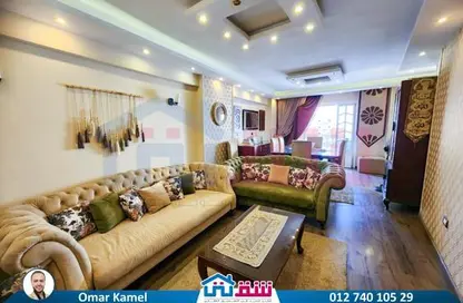 Apartment - 3 Bedrooms - 1 Bathroom for sale in Mohamed Naguib St. - Sidi Beshr - Hay Awal El Montazah - Alexandria