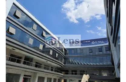 Medical Facility - Studio - 3 Bathrooms for sale in X Mall - El Banafseg - New Cairo City - Cairo