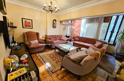 Apartment - 2 Bedrooms - 2 Bathrooms for sale in Sarayat Al Maadi - Hay El Maadi - Cairo