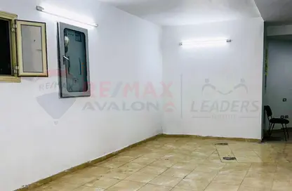 Shop - Studio - 1 Bathroom for rent in La Vison St. - Bolkly - Hay Sharq - Alexandria