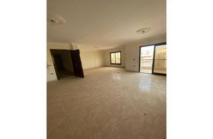 Apartment - 3 Bedrooms - 2 Bathrooms for sale in Green Residence 1 - 7th District - Sheikh Zayed City - Giza