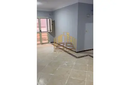 Apartment - 3 Bedrooms - 1 Bathroom for sale in Belbeis Road   Road 10 - 3rd District - Obour City - Qalyubia