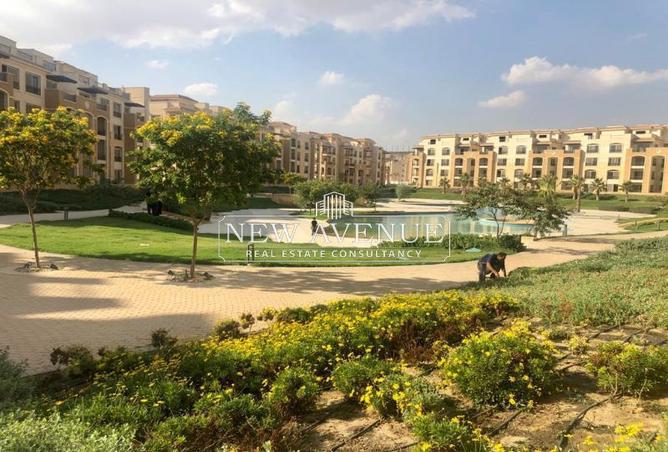 Apartment - 3 Bedrooms - 3 Bathrooms for sale in Stone Residence - 5th Settlement Compounds - The 5th Settlement - New Cairo City - Cairo