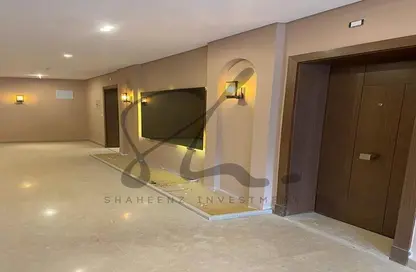 Apartment - 3 Bedrooms - 2 Bathrooms for sale in Village West - Sheikh Zayed Compounds - Sheikh Zayed City - Giza