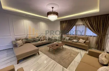 Apartment - 3 Bedrooms - 1 Bathroom for rent in Mohi Al Din Abou El Ezz St. - Dokki - Giza