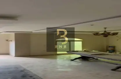 Apartment - 4 Bedrooms - 3 Bathrooms for rent in Area B - Ganoob El Acadimia - New Cairo City - Cairo