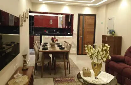 Apartment - 3 Bedrooms - 2 Bathrooms for rent in El Rehab Extension - Al Rehab - New Cairo City - Cairo