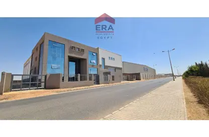 Warehouse - Studio - 4 Bathrooms for sale in 10th of Ramadan City - Sharqia