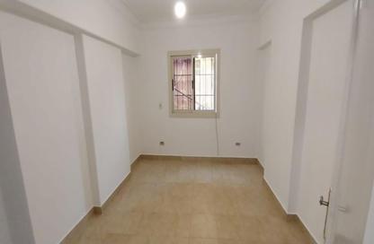 Apartment - 3 Bedrooms - 1 Bathroom for sale in 3rd Sector - Zahraa El Maadi - Hay El Maadi - Cairo