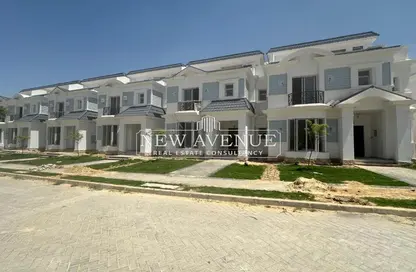 Townhouse - 3 Bedrooms - 4 Bathrooms for sale in Mountain View October Park - 6th District - 6 October City - Giza