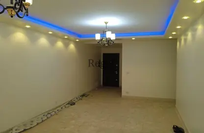 Apartment - 3 Bedrooms - 2 Bathrooms for sale in Hady Gohar St. - Al Hadaba Al Wosta - Mokattam - Cairo