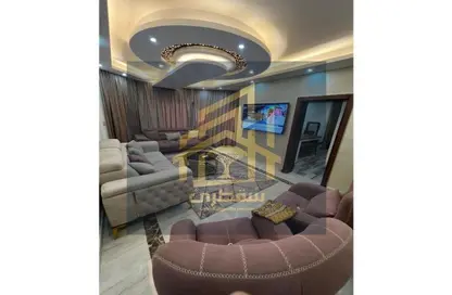 Apartment - 3 Bedrooms - 3 Bathrooms for rent in Gameat Al Dewal Al Arabeya St. - Mohandessin - Giza