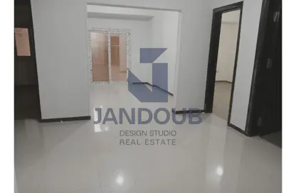 Apartment - 3 Bedrooms - 2 Bathrooms for sale in Al Hegaz St. - El Mahkama Square - Heliopolis - Masr El Gedida - Cairo