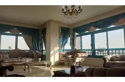 Apartment - 4 Bedrooms - 3 Bathrooms for sale in Al Maahad Al Eshteraky St. - Roxy - Heliopolis - Masr El Gedida - Cairo