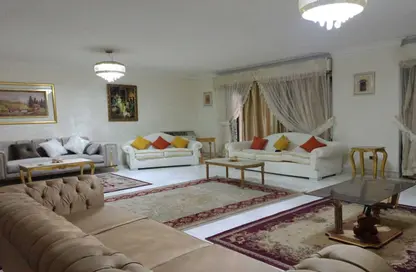 Apartment - 3 Bedrooms - 3 Bathrooms for sale in Mohi Al Din Abou El Ezz St. - Mohandessin - Giza