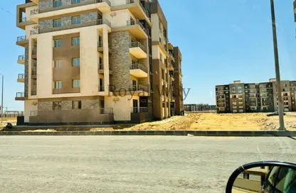 Apartment - 3 Bedrooms - 2 Bathrooms for sale in Green Revolution - Sheikh Zayed Compounds - Sheikh Zayed City - Giza