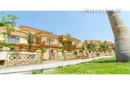 Townhouse - 3 Bedrooms - 3 Bathrooms for sale in La Nuova Vista - North Investors Area - New Cairo City - Cairo