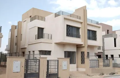 Townhouse - 5 Bedrooms - 5 Bathrooms for sale in Alma - 2nd District - Sheikh Zayed City - Giza