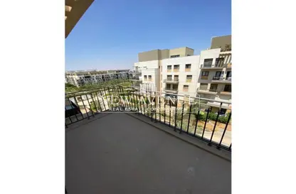 Penthouse - 3 Bedrooms - 4 Bathrooms for sale in Eastown - 5th Settlement Compounds - The 5th Settlement - New Cairo City - Cairo