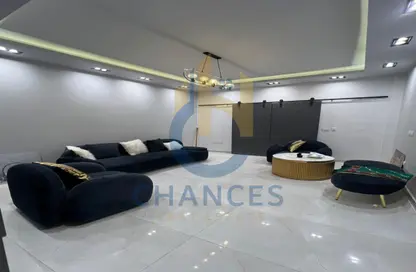 Apartment - 3 Bedrooms - 3 Bathrooms for sale in North Lotus - El Lotus - New Cairo City - Cairo