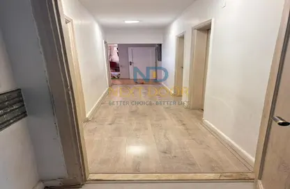 Apartment - 4 Bedrooms - 3 Bathrooms for rent in Mostafa Kamel St. - Maadi - Hay El Maadi - Cairo