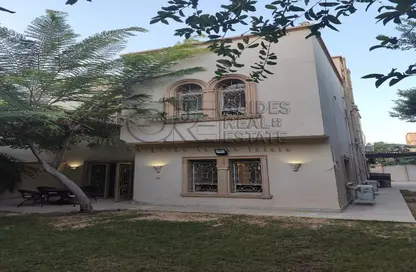 Twin House - 5 Bedrooms - 4 Bathrooms for rent in Street 10 - Greens - 6th District - Sheikh Zayed City - Giza