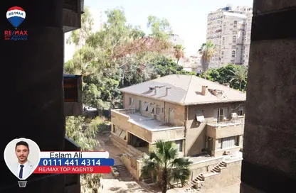 Apartment - 3 Bedrooms - 2 Bathrooms for sale in Bolkly - Hay Sharq - Alexandria