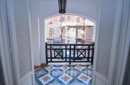 Apartment - 3 Bedrooms - 2 Bathrooms for sale in Damietta St. - Bolkly - Hay Sharq - Alexandria