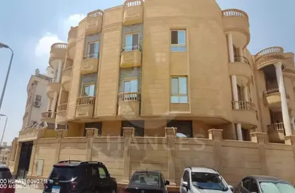 Apartment - 3 Bedrooms - 2 Bathrooms for sale in Talaat Harb Axis - District 2 - The 5th Settlement - New Cairo City - Cairo