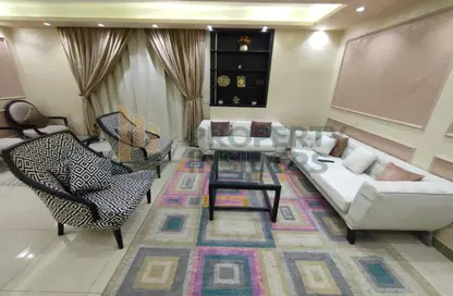 Apartment - 3 Bedrooms - 4 Bathrooms for rent in Abou Al Karamat St. - Al Agouza - Giza