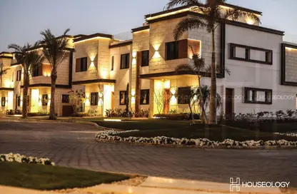 Townhouse - 6 Bedrooms - 6 Bathrooms for sale in Azzar - 5th Settlement Compounds - The 5th Settlement - New Cairo City - Cairo