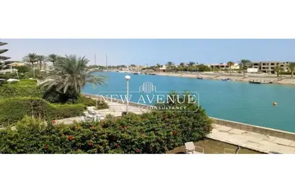 Villa - 7 Bathrooms for sale in Marina 5 - Marina - Al Alamein - North Coast