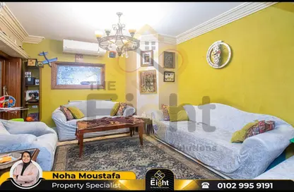 Apartment - 3 Bedrooms - 3 Bathrooms for sale in Abdel Salam Aref St. - Laurent - Hay Sharq - Alexandria