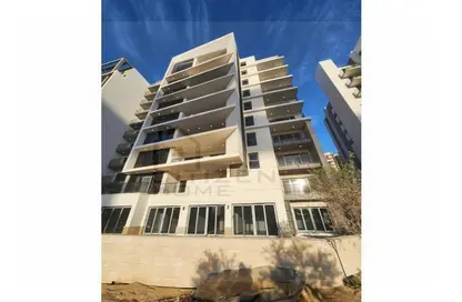 Apartment - 2 Bedrooms - 2 Bathrooms for sale in Village Views - Zed Towers - Sheikh Zayed Compounds - Sheikh Zayed City - Giza