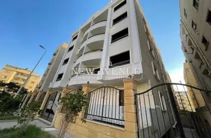 Apartment - 3 Bedrooms - 3 Bathrooms for sale in El Banafseg 3 - El Banafseg - New Cairo City - Cairo