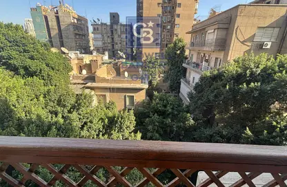 Apartment - 4 Bedrooms - 3 Bathrooms for rent in Shagaret Al Dor St. - Zamalek - Cairo